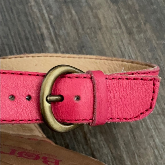 Red BORN wedge shoes - Picture 10 of 13